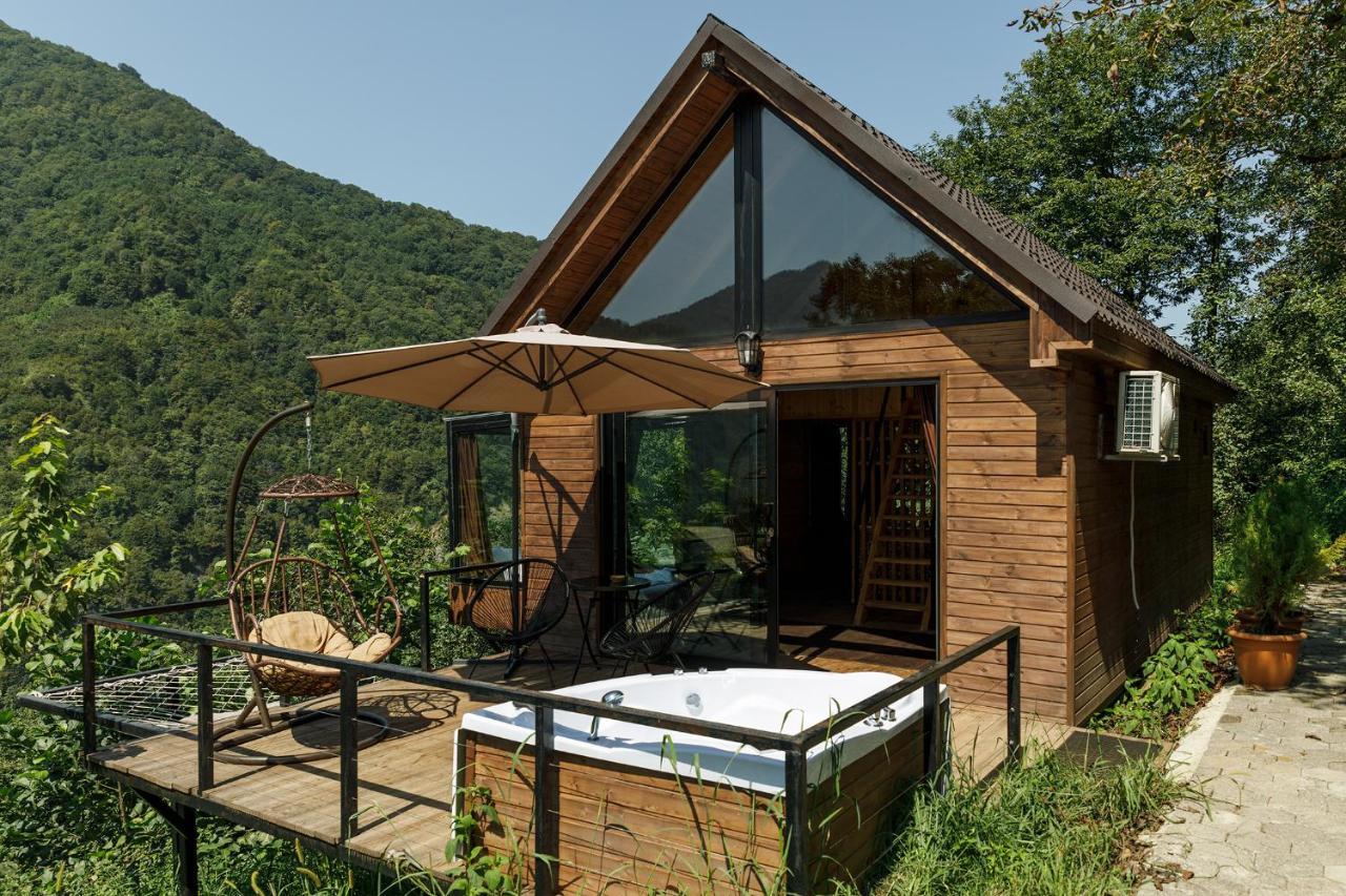 Woodpecker Ვუდფექერი Villa Batumi Exterior foto