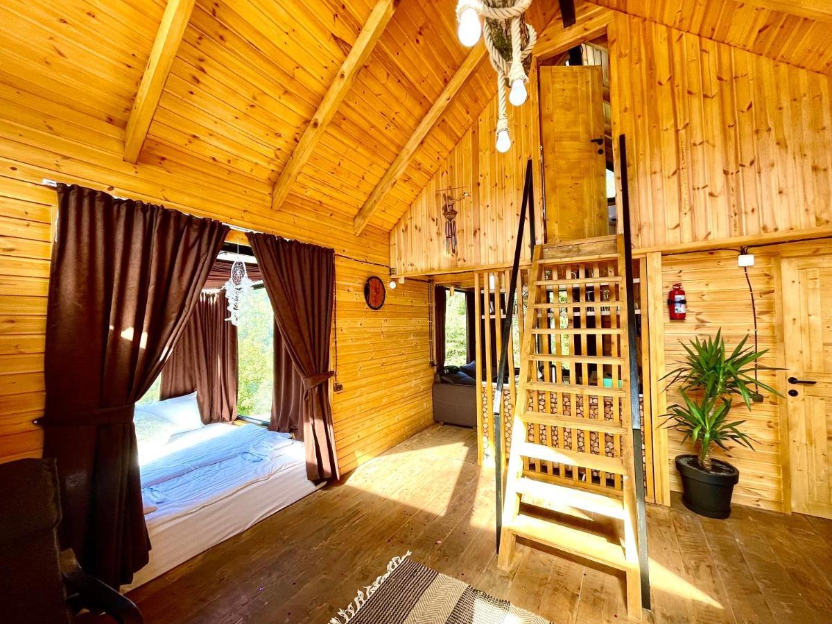 Woodpecker Ვუდფექერი Villa Batumi Exterior foto