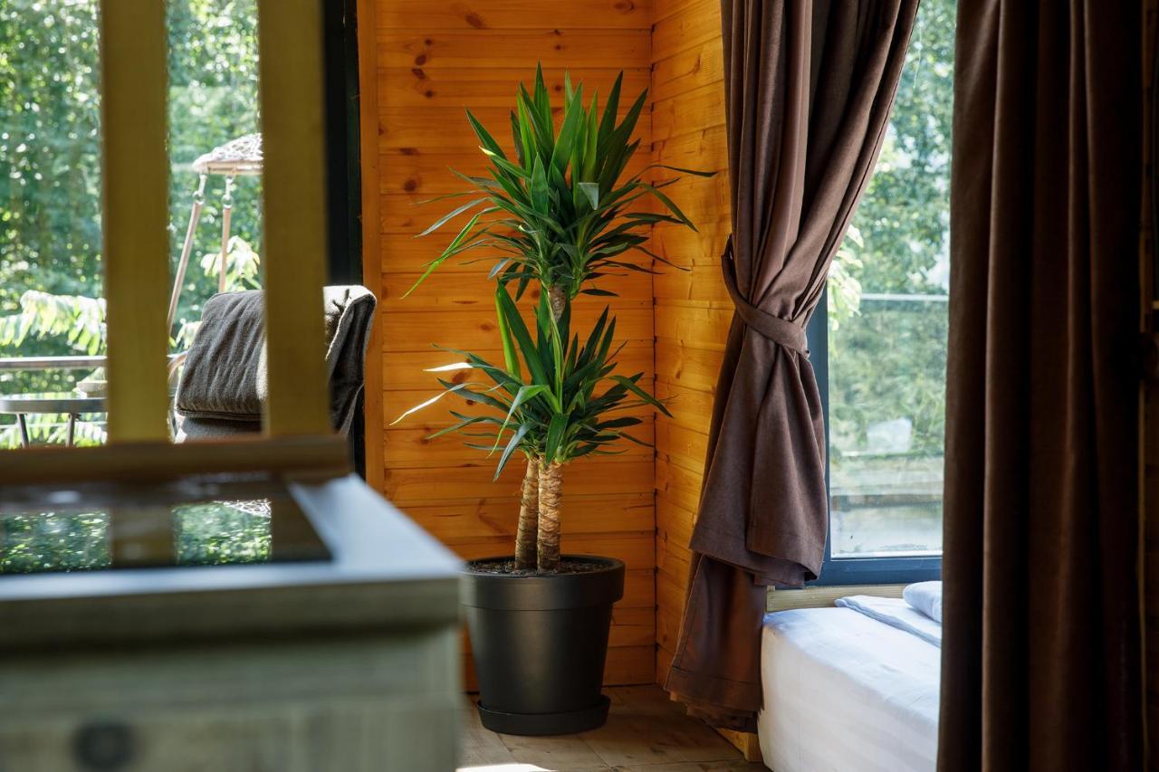 Woodpecker Ვუდფექერი Villa Batumi Exterior foto