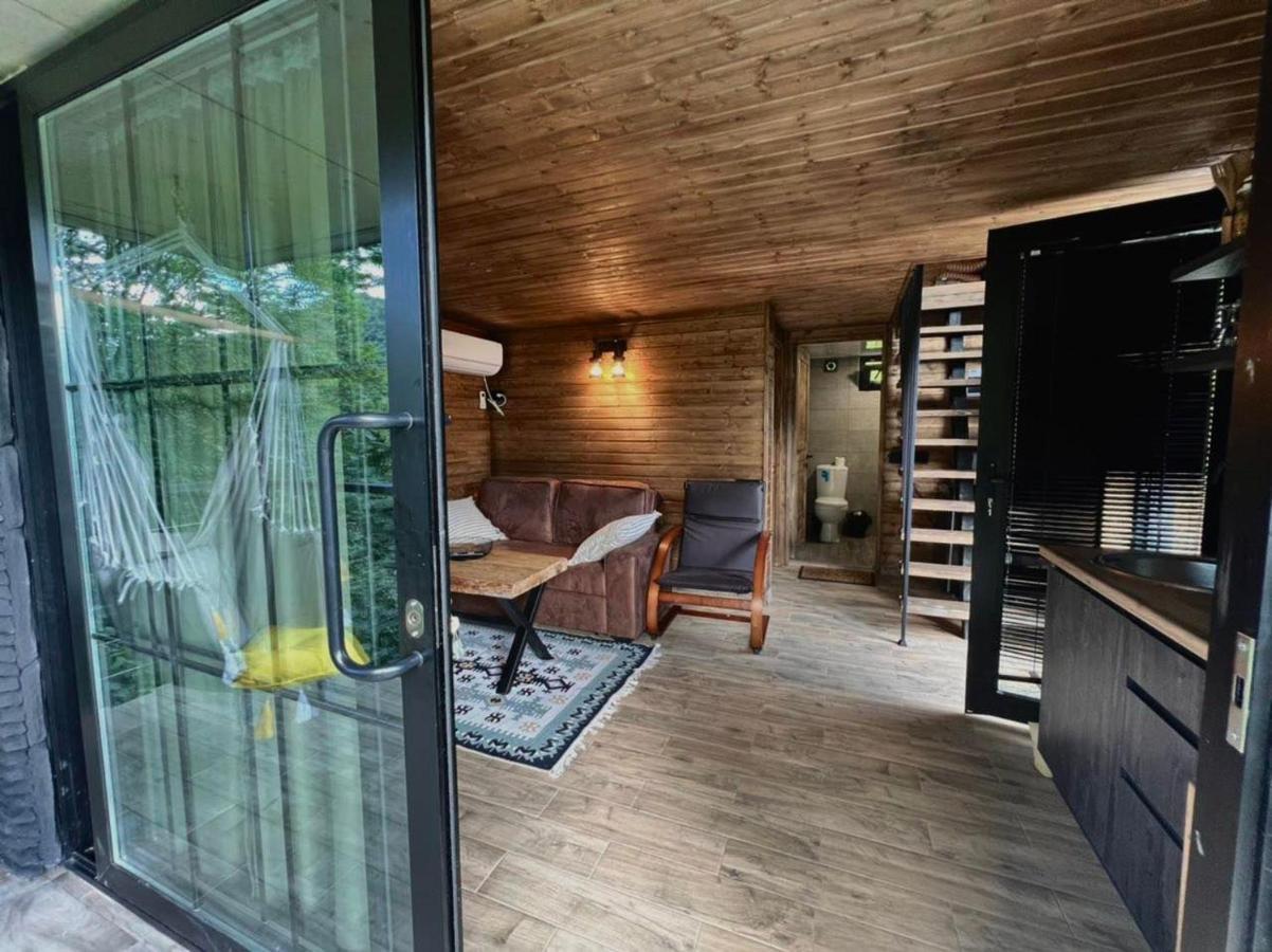Woodpecker Ვუდფექერი Villa Batumi Exterior foto